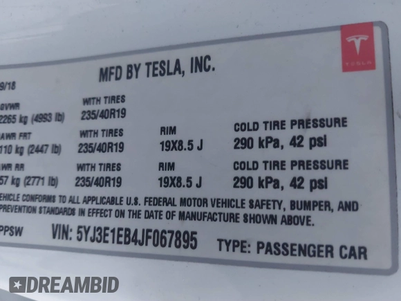 2018 Tesla Model 3 Long Range Battery z VIN 5YJ3E1EB4JF067895, wystawiony jako IAAI lot #41280101 z przebiegiem Nie podano mil oraz . Historia ofert i sprzedaży dostępna na DreamBid. Obrazek 9.