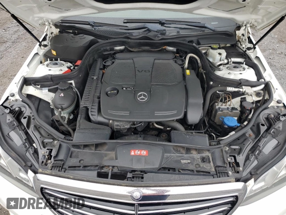 2014 Mercedes-Benz E 350 Luxury with VIN WDDHF8JB1EA814827, listed as a Copart auction lot 54830405 with 120,332 mi miles and Clean Title. Bid and sale history available at DreamBid. Image 11.