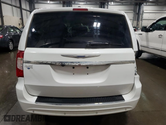 2015 Chrysler Town & Country Touring-L with VIN 2C4RC1CG6FR506525, listed as a Copart auction lot 53140895 with 113,647 mi miles and Salvage Title. Bid and sale history available at carsss.com. Image 6.