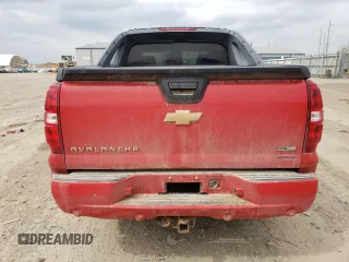2011 Chevrolet Avalanche LTZ z VIN 3GNTKGE30BG151011, wystawiony jako Copart lot #53786525 z przebiegiem 174 308 mil mil oraz Czysty tytuł • Clean title. Historia ofert i sprzedaży dostępna na DreamBid. Obrazek 6.