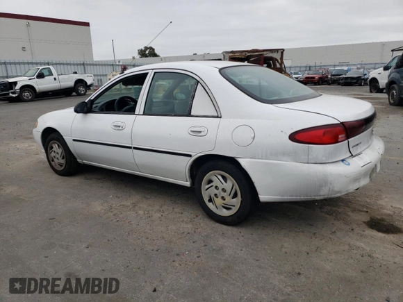1999 Ford Escort LX z VIN 1FAFP10P7XW221648, wystawiony jako Copart lot #71844334 z przebiegiem 140 899 mil mil oraz Szkody całkowita. Historia ofert i sprzedaży dostępna na DreamBid. Obrazek 2.