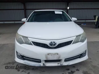 2014 Toyota Camry L with VIN 4T1BF1FK9EU851425, listed as a IAAI auction lot 41792918 with 268,340 mi miles. Bid and sale history available at carsss.com. Image 12.