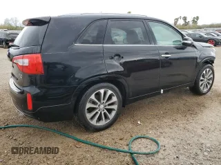2015 Kia Sorento SX with VIN 5XYKW4A79FG558281, listed as a Copart auction lot 46945335 with 0 mi miles and Clean Title. Bid and sale history available at carsss.com. Image 3.