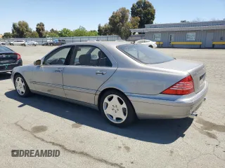 2004 Mercedes-Benz S z VIN WDBNG76J64A411878, wystawiony jako Copart lot #59039175 z przebiegiem Nie podano mil oraz Czysty tytuł • Clean title. Historia ofert i sprzedaży dostępna na DreamBid. Obrazek 2.