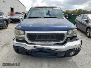 2003 GMC Sierra 1500 SLT with VIN 1GTEC19T33Z313379, listed as a Copart auction lot 48126095 with 256,458 mi miles and Salvage Title. Bid and sale history available at carsss.com. Image 5.