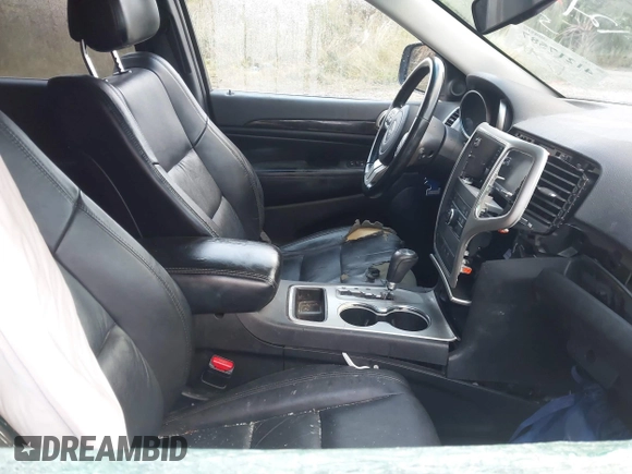 2011 Jeep Grand Cherokee Laredo z VIN 1J4RR4GG2BC737140, wystawiony jako IAAI lot #41217587 z przebiegiem Nie podano mil oraz . Historia ofert i sprzedaży dostępna na DreamBid. Obrazek 5.
