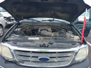 2002 Ford F-150 XLT with VIN 1FTRW07L82KB04538, listed as a IAAI auction lot 42104767 with Not Provided miles and . Bid and sale history available at DreamBid. Image 10.