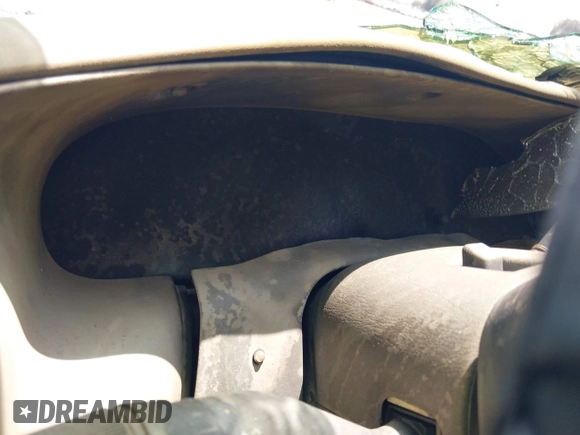 2001 Ford F-150 XL with VIN 1FTZX17261KF26378, listed as a IAAI auction lot 42483513 with Not provided miles and . Bid and sale history available at DreamBid. Image 7.