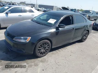 2011 Volkswagen Jetta Sedan SE w/Convenience & Sunroof PZEV with VIN 3VWDZ7AJ2BM133265, listed as a IAAI auction lot 41974851 with 115,144 mi miles. Bid and sale history available at carsss.com. Image 2.