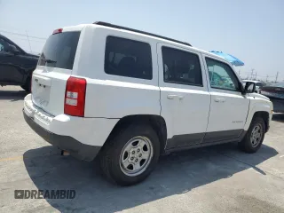 2016 Jeep Patriot Sport with VIN 1C4NJPBA6GD744013, listed as a Copart auction lot 59967455 with 150,146 mi miles and Clean title. Bid and sale history available at DreamBid. Image 3.