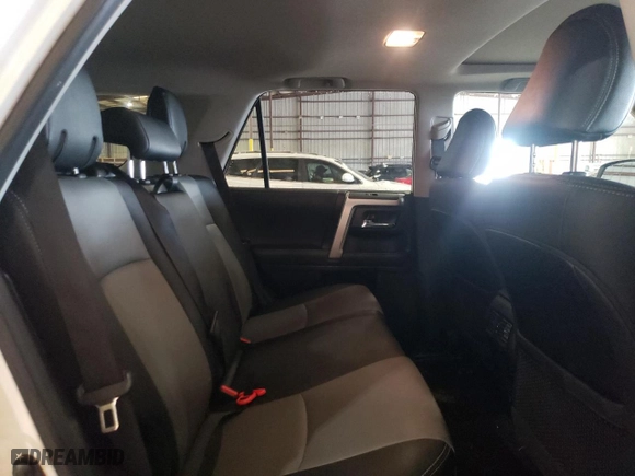 2022 Toyota 4Runner SR5 Premium with VIN JTENU5JR4N6029294, listed as a Copart auction lot 62075653 with 9,334 mi miles and Salvage Title. Bid and sale history available at carsss.com. Image 10.