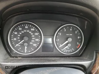 2006 BMW 3 Series 325i z VIN WBAVB135X6PT00316, wystawiony jako Copart lot #55392895 z przebiegiem Nie podano mil oraz Szkoda całkowita • Salvage title. Historia ofert i sprzedaży dostępna na DreamBid. Obrazek 9.