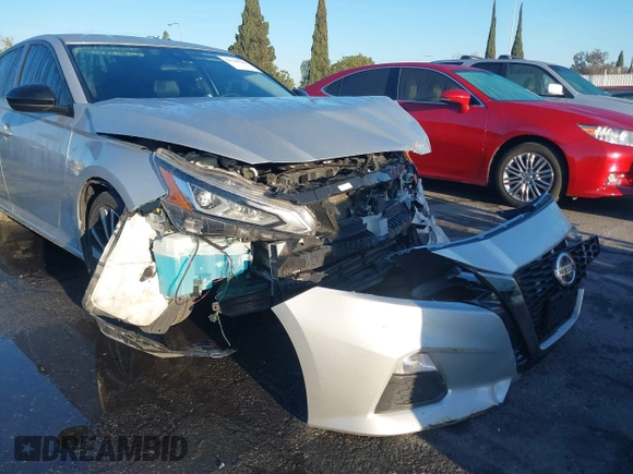 2022 Nissan Altima SR z VIN 1N4BL4CV3NN330052, wystawiony jako IAAI lot #41735544 z przebiegiem 39 782 mil mil oraz . Historia ofert i sprzedaży dostępna na DreamBid. Obrazek 18.