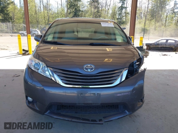 2011 Toyota Sienna XLE AAS with VIN 5TDYK3DC7BS047822, listed as a IAAI auction lot 42073635 with 150,424 mi miles. Bid and sale history available at carsss.com. Image 13.