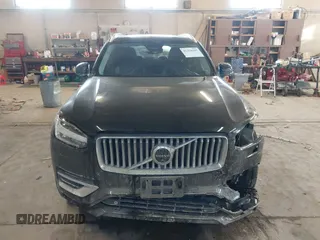 2023 Volvo XC90 Plus with VIN YV4062PN6P1993341, listed as a IAAI auction lot 41358443 with 54,753 mi miles. Bid and sale history available at carsss.com. Image 12.