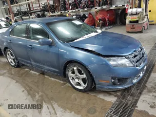 2010 Ford Fusion SE with VIN 3FAHP0HA2AR342651, listed as a IAAI auction lot 41593851 with 126,092 mi miles. Bid and sale history available at carsss.com. Image 1.