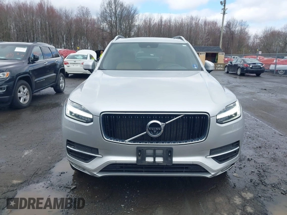 2018 Volvo XC90 Momentum with VIN YV4A22PK0J1337228, listed as a IAAI auction lot 41967308 with 128,207 mi miles. Bid and sale history available at carsss.com. Image 13.