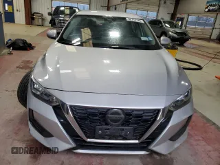 2020 Nissan Sentra SV z VIN 3N1AB8CV1LY213122, wystawiony jako Copart lot #52710185 z przebiegiem 53 471 mil mil oraz Szkody całkowita. Historia ofert i sprzedaży dostępna na DreamBid. Obrazek 5.