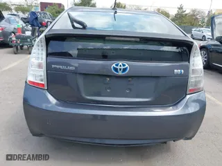 2011 Toyota Prius I with VIN JTDKN3DU6B5371632, listed as a IAAI auction lot 41939360 with 114,118 mi miles. Bid and sale history available at carsss.com. Image 17.