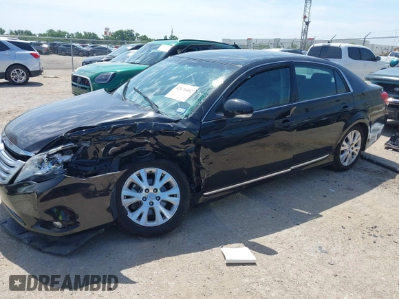 2012 Toyota Avalon z VIN 4T1BK3DB1CU443265, wystawiony jako IAAI lot #42676482 z przebiegiem 70 747 mil mil oraz . Historia ofert i sprzedaży dostępna na DreamBid. Obrazek 18.