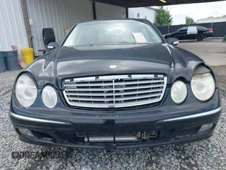 2005 Mercedes-Benz E 500 z VIN WDBUF70J85A683972, wystawiony jako IAAI lot #42400796 z przebiegiem 227 867 mil mil oraz . Historia ofert i sprzedaży dostępna na DreamBid. Obrazek 12.