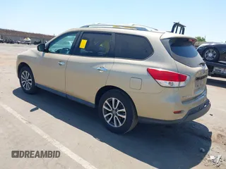 2013 Nissan Pathfinder SL with VIN 5N1AR2MM7DC645084, listed as a IAAI auction lot 42633104 with 268,182 mi miles and . Bid and sale history available at DreamBid. Image 3.