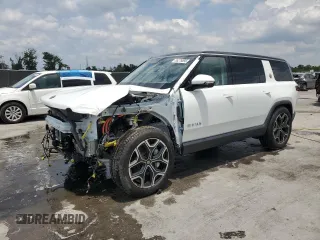 2025 Rivian R1S Adventure z VIN 7PDSGBBA5SN067374, wystawiony jako Copart lot #55279895 z przebiegiem 1120 mil mil oraz Szkoda całkowita • Salvage title. Historia ofert i sprzedaży dostępna na DreamBid. Obrazek 1.