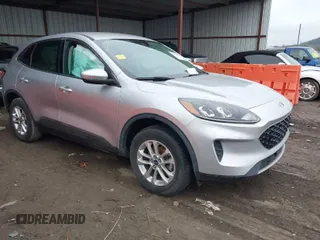 2020 Ford Escape SE z VIN 1FMCU9G66LUC26911, wystawiony jako IAAI lot #41554909 z przebiegiem 71 974 mil mil oraz . Historia ofert i sprzedaży dostępna na DreamBid. Obrazek 1.