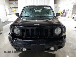 2017 Jeep Patriot High Altitude with VIN 1C4NJRFB4HD124583, listed as a Copart auction lot 48573335 with 163,047 mi miles and Salvage Title. Bid and sale history available at carsss.com. Image 5.