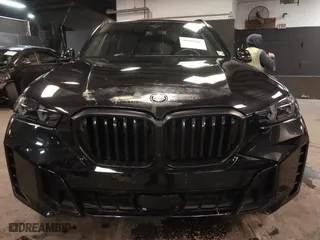 2024 BMW X5 xDrive40i with VIN 5UX23EU04R9S29747, listed as a IAAI auction lot 40980465 with 8,183 mi miles. Bid and sale history available at carsss.com. Image 11.