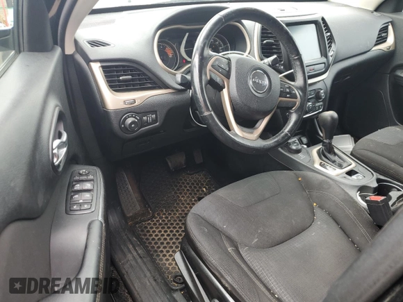 2017 Jeep Cherokee Latitude with VIN 1C4PJMCS0HW529604, listed as a Copart auction lot 60801095 with 95,900 mi miles and Salvage title. Bid and sale history available at DreamBid. Image 8.