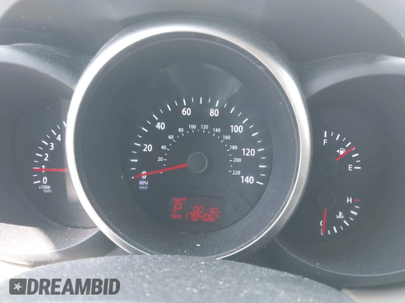 2013 Kia Soul ! with VIN KNDJT2A65D7588128, listed as a IAAI auction lot 42072496 with 178,406 mi miles. Bid and sale history available at carsss.com. Image 7.