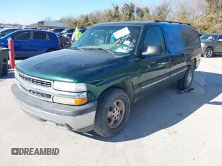 2004 Chevrolet Suburban LS with VIN 3GNEC16Z24G316520, listed as a IAAI auction lot 41331382 with 224,006 mi miles. Bid and sale history available at carsss.com. Image 2.