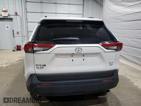 2024 Toyota RAV4 XLE Premium с VIN 2T3A1RFV4RW459565, выставлен на аукционе Copart как лот 57836045 с пробегом 8 480 миль миль и Списание • Salvage title. История ставок и продаж доступна на DreamBid. Изображение 6.