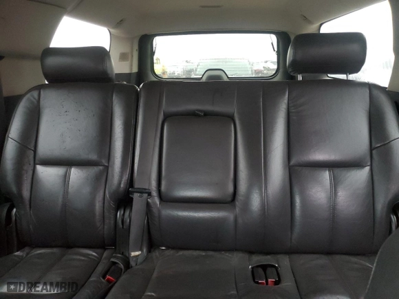 2010 Chevrolet Suburban LS with VIN 1GNUKHE37AR202562, listed as a Copart auction lot 47795755 with 445,593 mi miles and Clean Title. Bid and sale history available at carsss.com. Image 10.