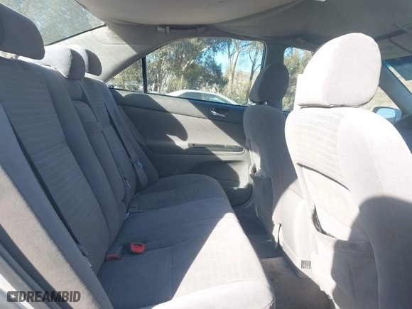 2006 Toyota Camry STD with VIN 4T1BE32K16U725680, listed as a IAAI auction lot 41723759 with 183,061 mi miles. Bid and sale history available at carsss.com. Image 8.
