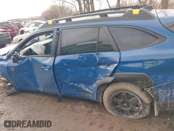 2022 Subaru Outback Wilderness with VIN 4S4BTGSD0N3269111, listed as a IAAI auction lot 41675756 with 17,046 mi miles and . Bid and sale history available at DreamBid. Image 14.