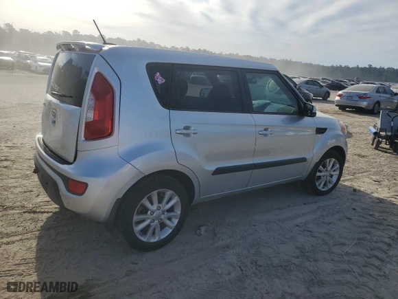 2012 Kia Soul + with VIN KNDJT2A64C7438316, listed as a Copart auction lot 46450685 with 119,150 mi miles and Salvage Title. Bid and sale history available at carsss.com. Image 3.