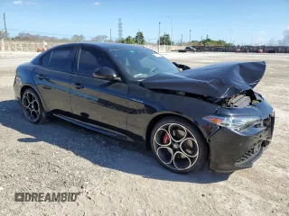 2022 Alfa Romeo Giulia Veloce with VIN ZARFAMBN2N7665252, listed as a Copart auction lot 49545425 with 31,935 mi miles and Non Repairable. Bid and sale history available at carsss.com. Image 4.
