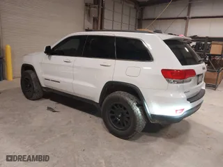 2018 Jeep Grand Cherokee Laredo E with VIN 1C4RJFAG0JC105804, listed as a IAAI auction lot 41587036 with 107,601 mi miles. Bid and sale history available at carsss.com. Image 3.