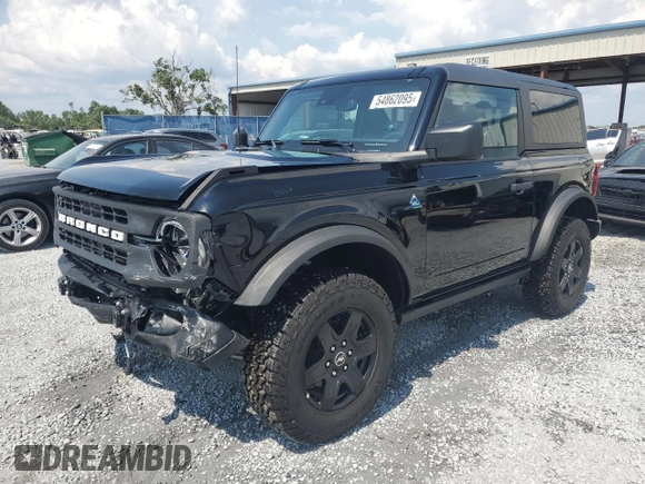 2024 Ford Bronco z VIN 1FMDE1AP7RLB23029, wystawiony jako Copart lot #54862095 z przebiegiem 4 021 mil mil oraz Szkoda całkowita • Salvage title. Historia ofert i sprzedaży dostępna na DreamBid. Obrazek 1.