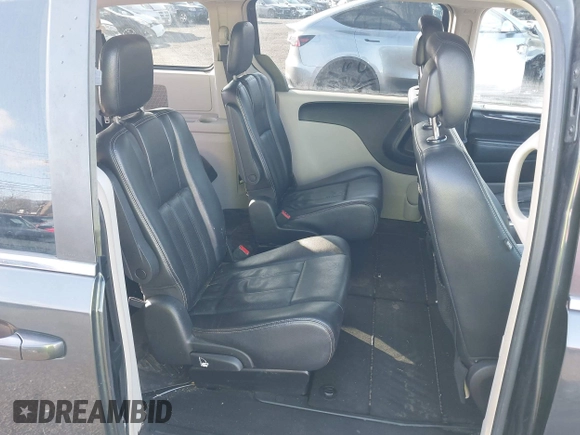 2012 Chrysler Town & Country Touring with VIN 2C4RC1BG8CR213738, listed as a IAAI auction lot 41912682 with 211,470 mi miles and . Bid and sale history available at DreamBid. Image 8.