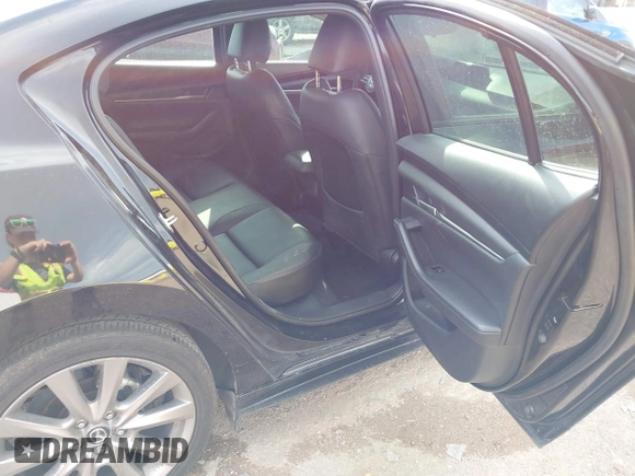 2020 Mazda 3 Select with VIN JM1BPACL1L1175419, listed as a IAAI auction lot 41884008 with 111,930 mi miles and . Bid and sale history available at DreamBid. Image 8.