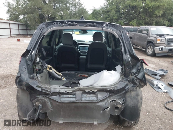 2020 Chevrolet Bolt EV LT z VIN 1G1FY6S08L4106463, wystawiony jako IAAI lot #42172094 z przebiegiem Nie podano mil oraz . Historia ofert i sprzedaży dostępna na DreamBid. Obrazek 17.