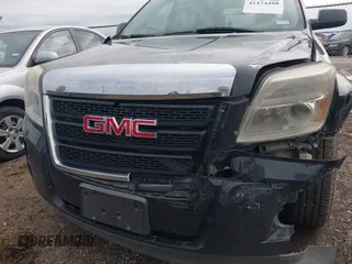 2015 GMC Terrain SLE z VIN 2GKALMEK4F6247989, wystawiony jako IAAI lot #41474488 z przebiegiem 130 405 mil mil oraz . Historia ofert i sprzedaży dostępna na DreamBid. Obrazek 6.