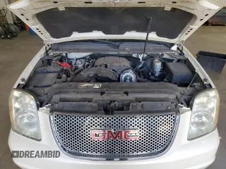 2011 GMC Yukon Denali with VIN 1GKS1EEF5BR398566, listed as a Copart auction lot 71068254 with 0 mi miles and Salvage Title. Bid and sale history available at carsss.com. Image 12.