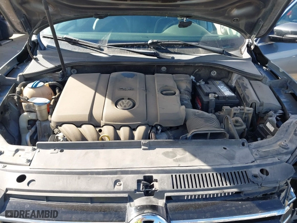 2013 Volkswagen Passat SE with VIN 1VWBP7A32DC144639, listed as a IAAI auction lot 41337338 with 147,878 mi miles. Bid and sale history available at carsss.com. Image 10.