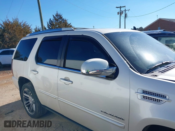 2013 Cadillac Escalade Premium with VIN 1GYS4CEF4DR159529, listed as a IAAI auction lot 41363154 with 204,993 mi miles. Bid and sale history available at carsss.com. Image 14.