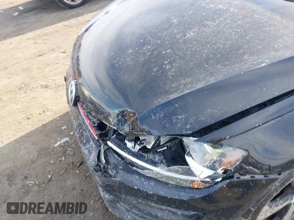 2019 Volkswagen GTI S z VIN 3VW6T7AU0KM001318, wystawiony jako IAAI lot #41301346 z przebiegiem 137 762 mil mil oraz . Historia ofert i sprzedaży dostępna na DreamBid. Obrazek 6.