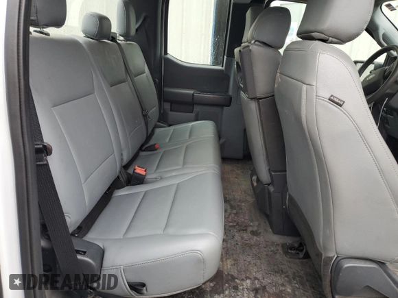 2021 Ford F-150 XL z VIN 1FTEX1CB3MKD68381, wystawiony jako Copart lot #55253185 z przebiegiem 71 559 mil mil oraz Czysty tytuł • Clean title. Historia ofert i sprzedaży dostępna na DreamBid. Obrazek 10.